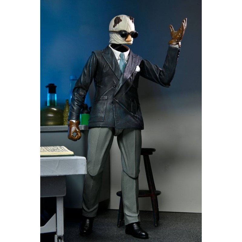 Universal Monsters Ultimate The Invisible Man Action Figure 18cm